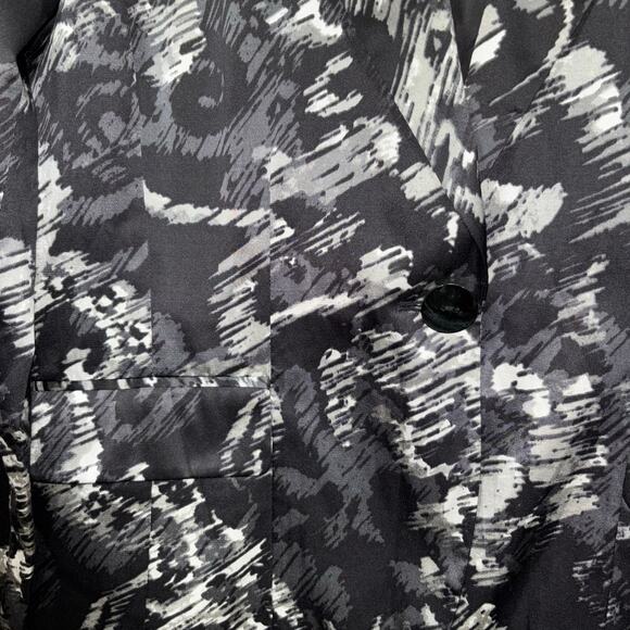 Chico’s Silk Blend Black Blazer Sz 1 M Jacket Artsy Statement Black White Luxe - Picture 3 of 8